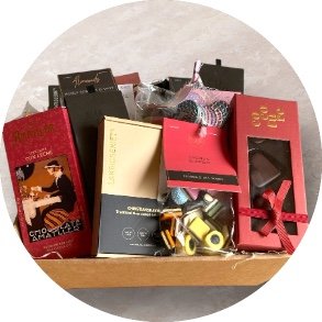 Gavekurve med chokolade og slik