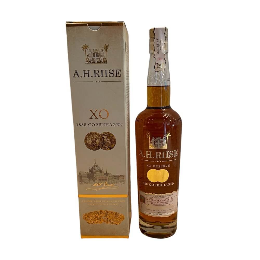 Spirit Drink- A.H. Riise 1888 Copenhagen Gold Medal Spirit Drink 40% 70 cl.