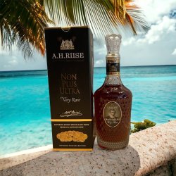 Spirit Drink - A. H. Riise Non Plus Ultra Very Rare 42% 70cl - Saint Thomas