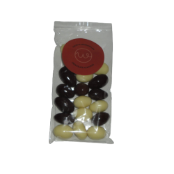 Blandede drage mandler med chokolade