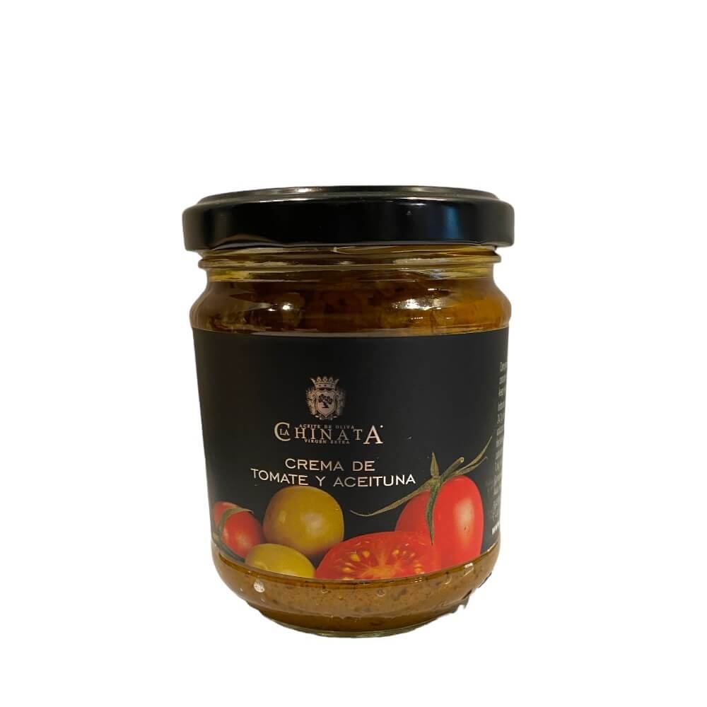 Tapenade med grnne oliven og tomater