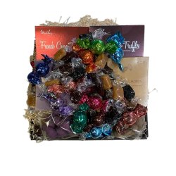 Gavekurv med chokoladetr�fler, twisters, karameller og lakrids 