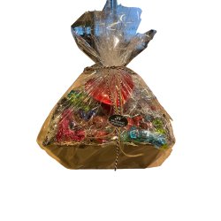 Gavekurv med chokoladetwisters og hjerte