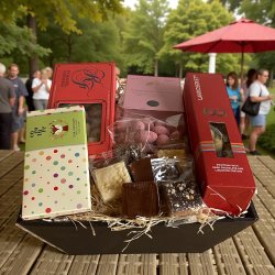 Gavekurv med karameller og chokolade - s�de fristelser