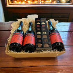 Stor gavekurv med Spansk vin og fyldte chokolader