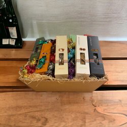 Stor slik og chokolade gavekurv med Lakridseriet sker 