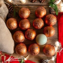 Fyldt chokoladekugle med appelsin