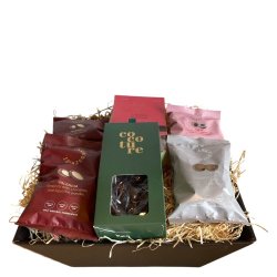 Gavekurv med Lakridseriet lakrids chokolade og Cocoture slik
