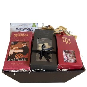 Gavekurv med chokoladeblomster - den perfekte søde gave