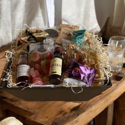 Gavekurv med mini spiritus - Gavekurv til ham