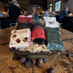 Luksus Gavekurv � Rodador, Lakridseriet &amp; Noble Chokolade