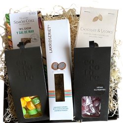 Gavekurv med Lakridskaramel, Chokolade og Cocoture Vingummi