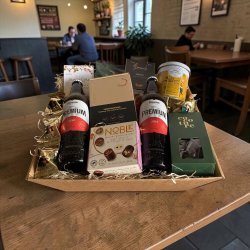 Stor Gavekurv med Tjekkiske Premium �l, Kaffe &amp; Belgisk Chokolade