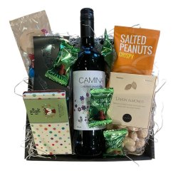 Gavekurv med Spansk vin og sde forrs lkkerier