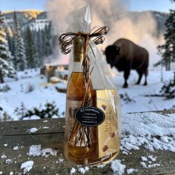 Gavepakke: Luksus s�t med Yellowstone bourbon og guldtr�fler