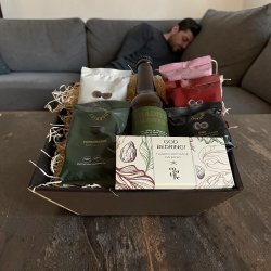 God bedring gavekurv med �l og l�kkerier