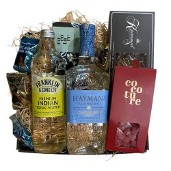 Haymans gin gavekurv med karameller og vingummi