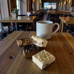 Nougatstykker med kakao - 4 stk.