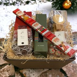 Jule gavekurv med julemand og juleslik