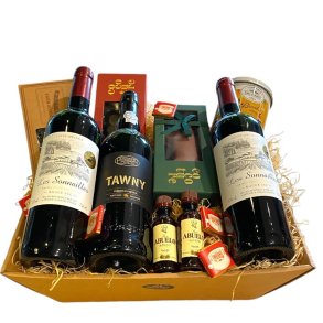 Stor julekurv med portvin, vin og chokolade