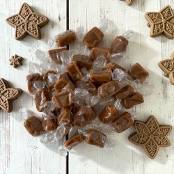  Karameller: Julekarameller med peberkagekrydderi indpakket 250g