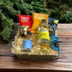 Lille gin kit gavekurv med nddesnacks